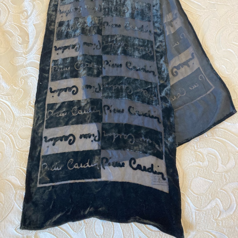 Pierre Cardin Scarf